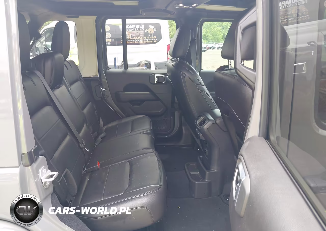 2022 Jeep Wrangler Unlimited Sahara Altitude 4X4 VIN:1C4HJXEG8NW188849 - 8