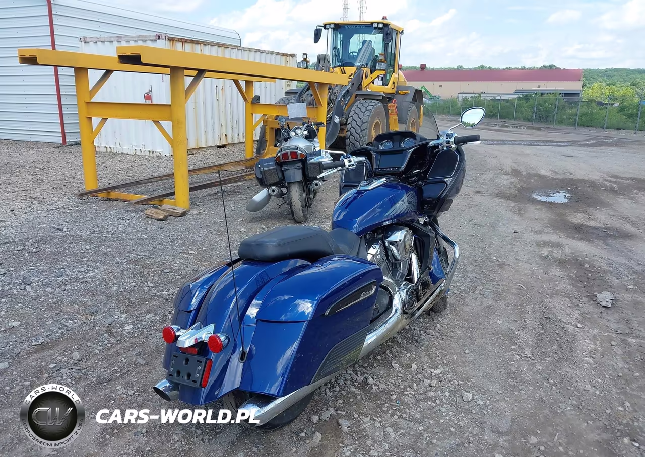 2021 Indian Motorcycle Co. Challenger Limited VIN:56KLCARRXM3400691 - 4