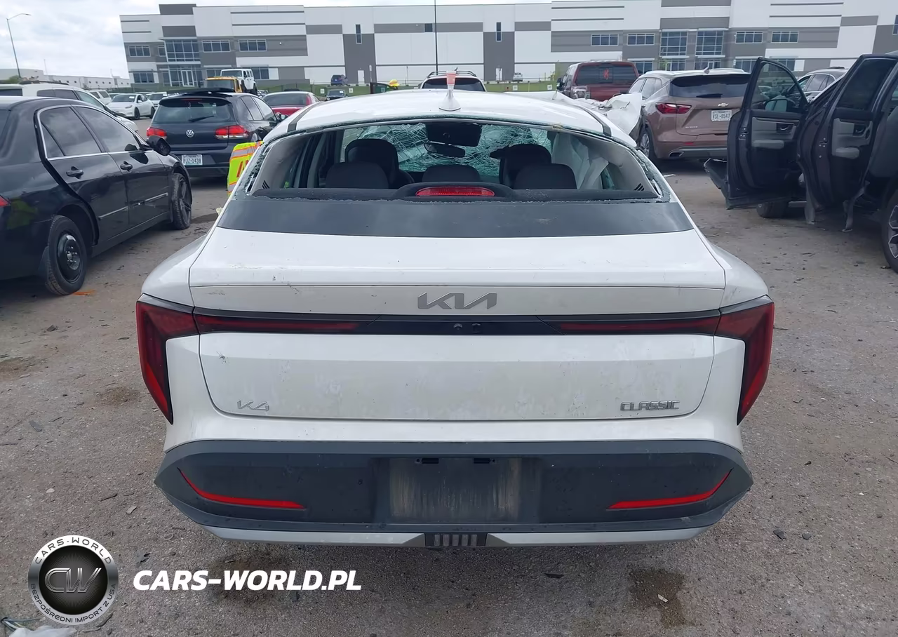 2025 Kia K4 Lx VIN:3KPFT4DE3SE211895 - 15