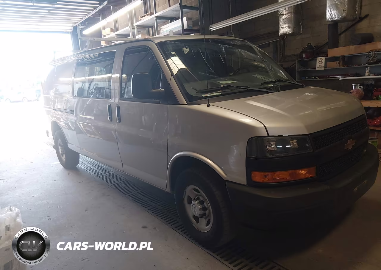 2018 Chevrolet Express 3500 Work Van VIN:1GCZGHFP8J1341924 - 15