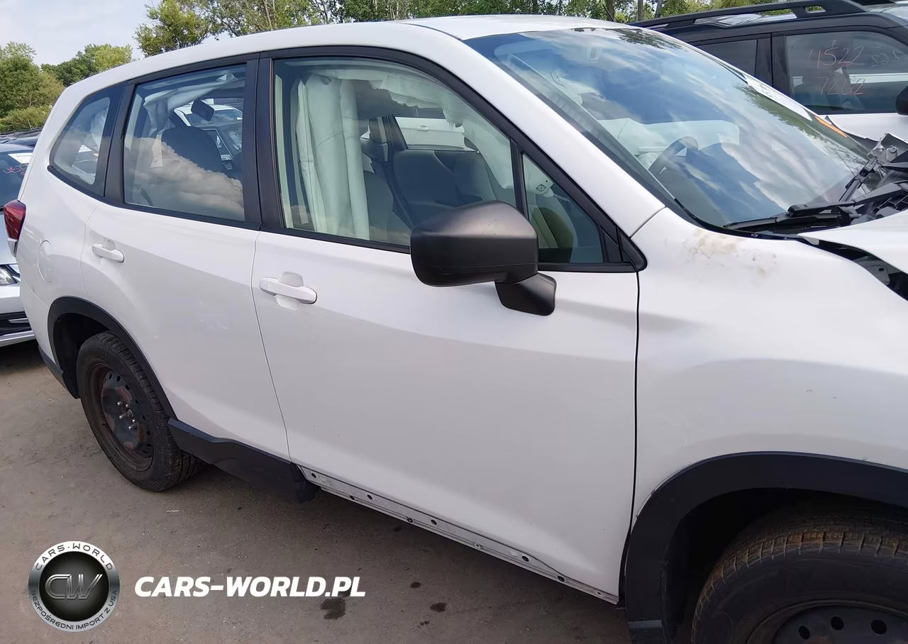 2019 Subaru Forester VIN:JF2SKAACXKH537885 - 13