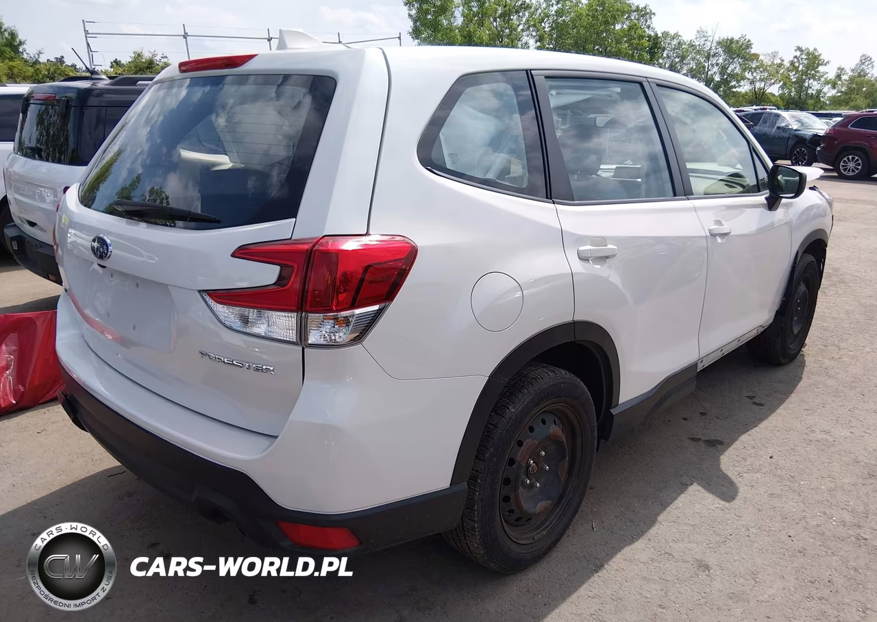 2019 Subaru Forester VIN:JF2SKAACXKH537885 - 4