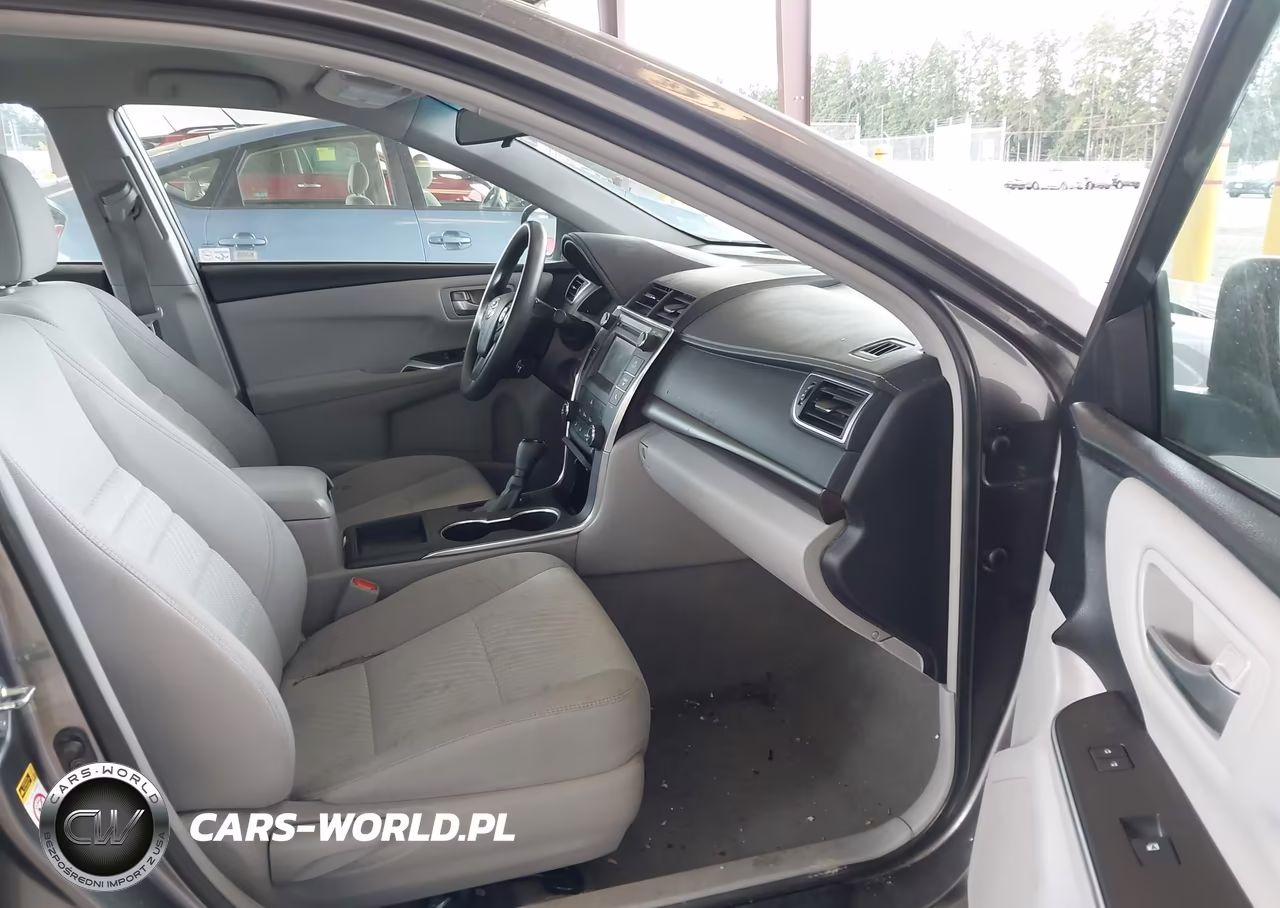 2015 Toyota Camry Le VIN:4T1BF1FK9FU105154 - 5