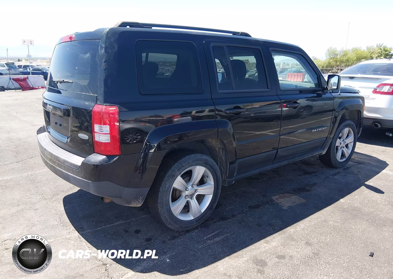 2012 Jeep Patriot Latitude VIN:1C4NJPFAXCD707003 - 4