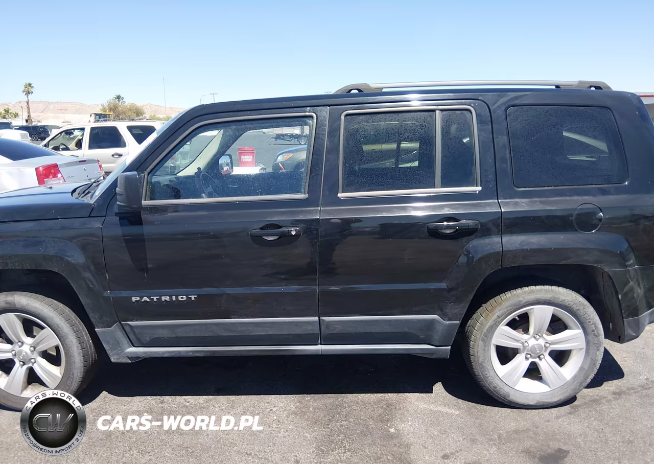 2012 Jeep Patriot Latitude VIN:1C4NJPFAXCD707003 - 6