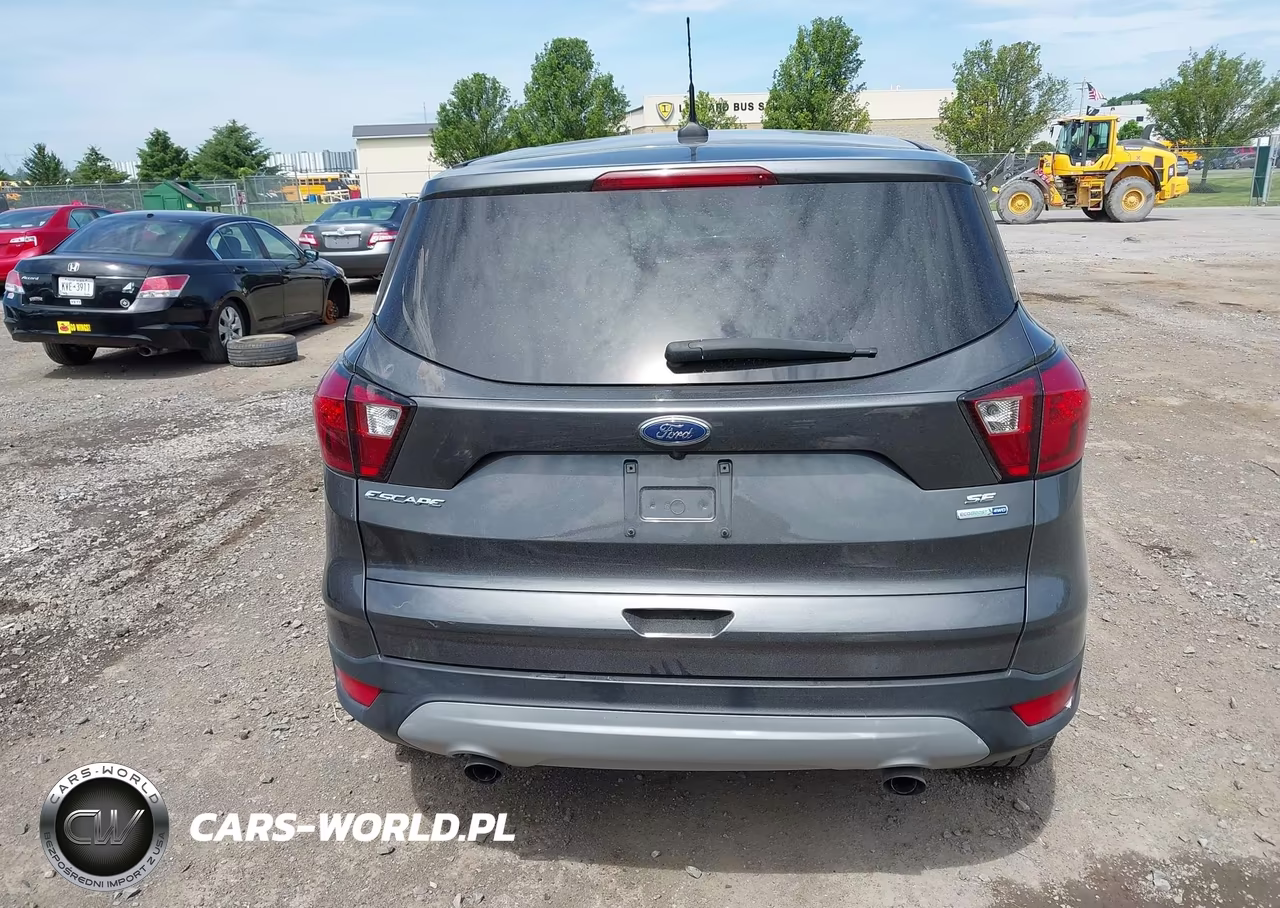2019 Ford Escape Se VIN:1FMCU9GD2KUC05566 - 17
