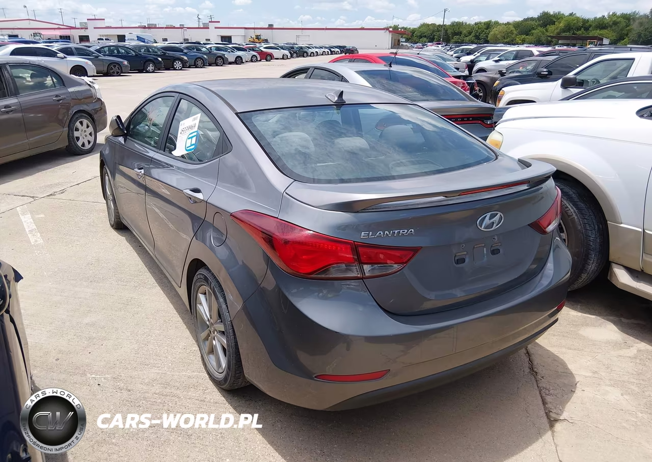 2014 Hyundai Elantra Se VIN:5NPDH4AEXEH502374 - 3