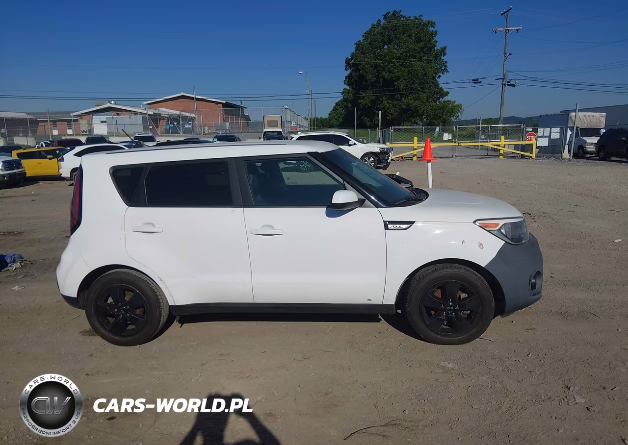 2019 Kia Soul VIN:KNDJN2A28K7657558 - 13