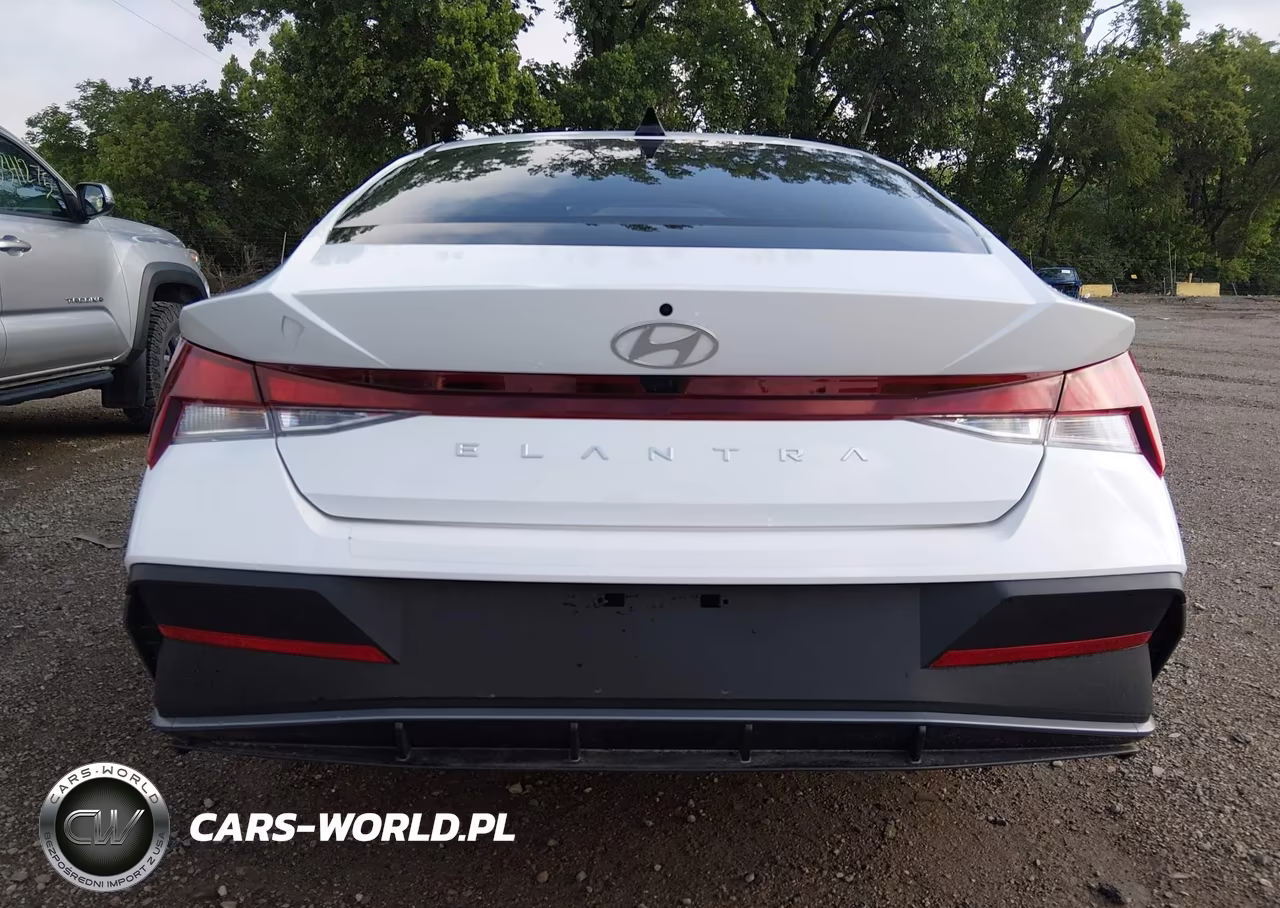 2024 Hyundai Elantra Sel VIN:KMHLM4DGXRU787637 - 16
