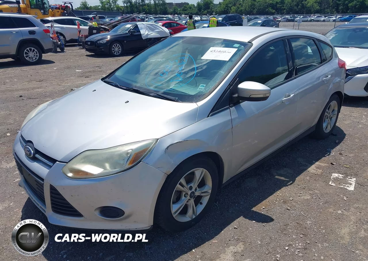 2014 Ford Focus Se VIN:1FADP3K27EL325611 - 2
