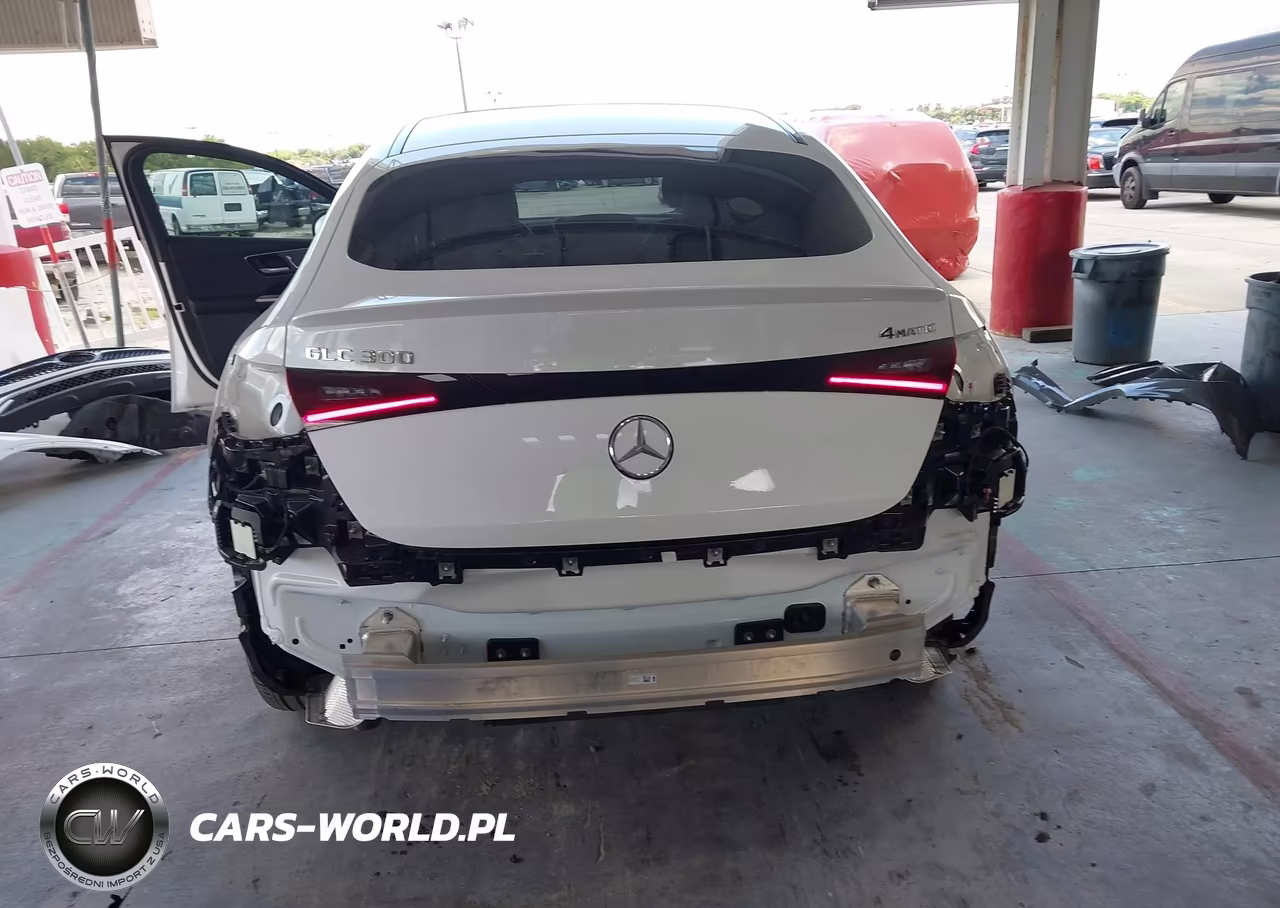 2026 Mercedes-Benz Glc 300 4Matic Coupe VIN:W1NKJ4HB7TF425499 - 17