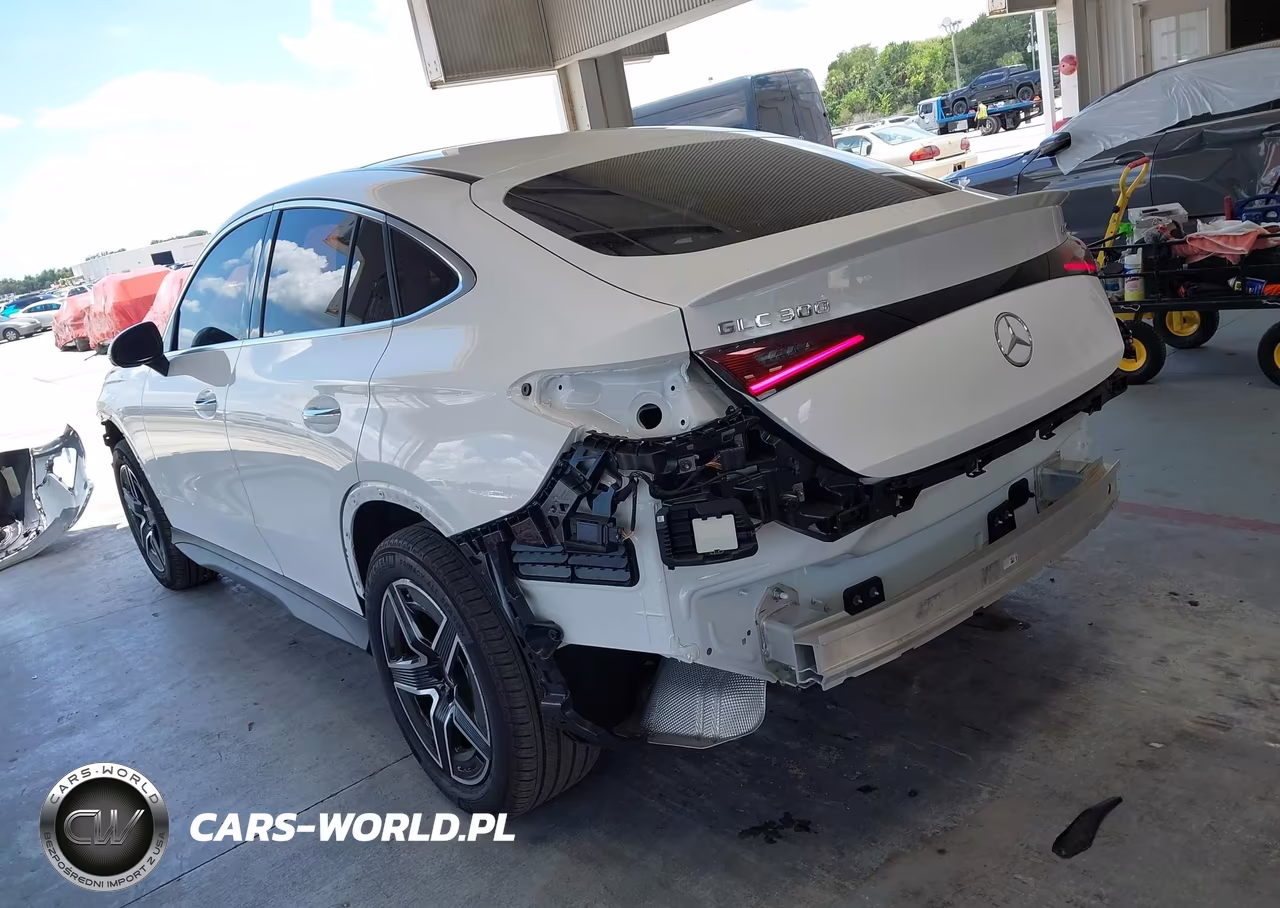 2026 Mercedes-Benz Glc 300 4Matic Coupe VIN:W1NKJ4HB7TF425499 - 3
