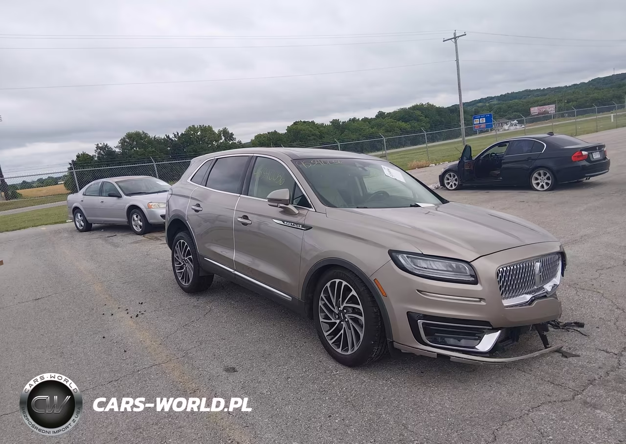 2020 Lincoln Nautilus Reserve – zdjęcie 1 z 16