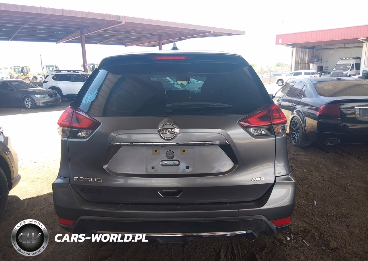 2018 Nissan Rogue S VIN:KNMAT2MV4JP588443 - 17