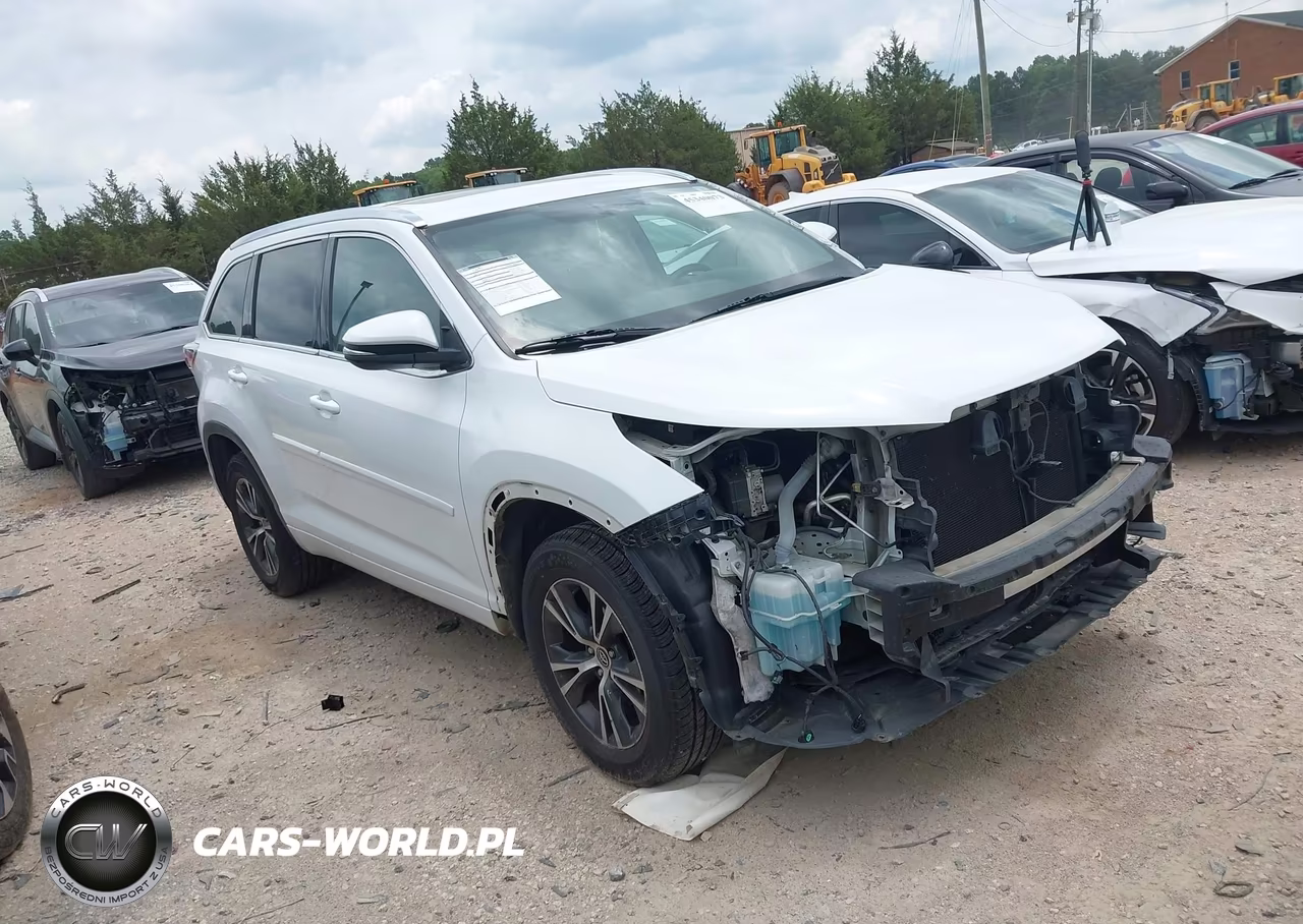 2016 Toyota Highlander Xle V6 – zdjęcie 1 z 18