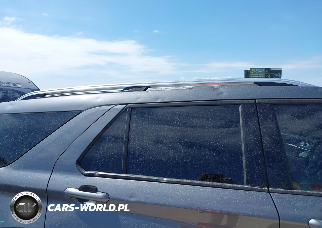 2025 Ford Explorer Platinum VIN:1FMUK8HH5SGB64077 - 18