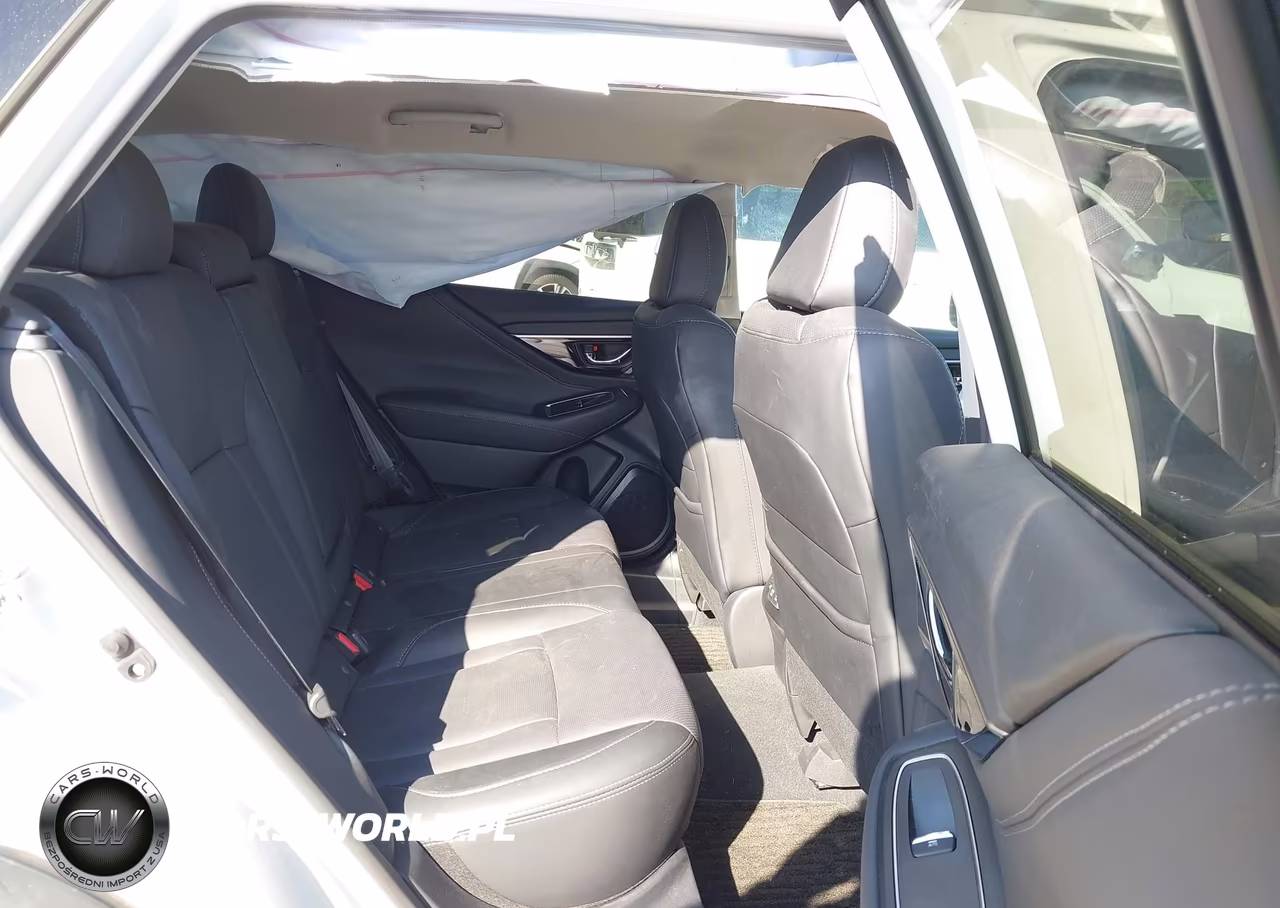 2020 Subaru Outback Limited VIN:4S4BTANC5L3270431 - 8