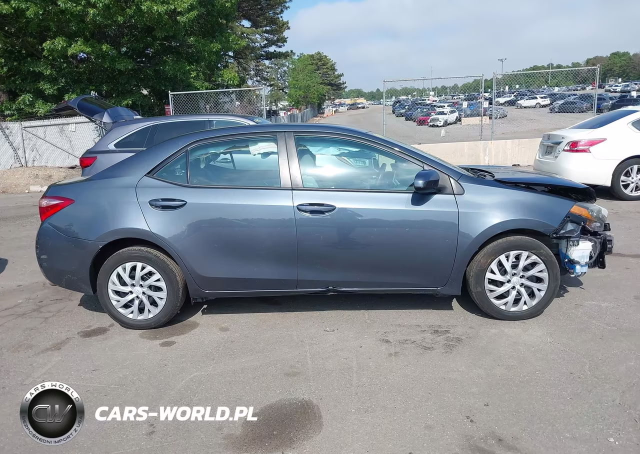 2018 Toyota Corolla Le VIN:2T1BURHE6JC094281 - 14