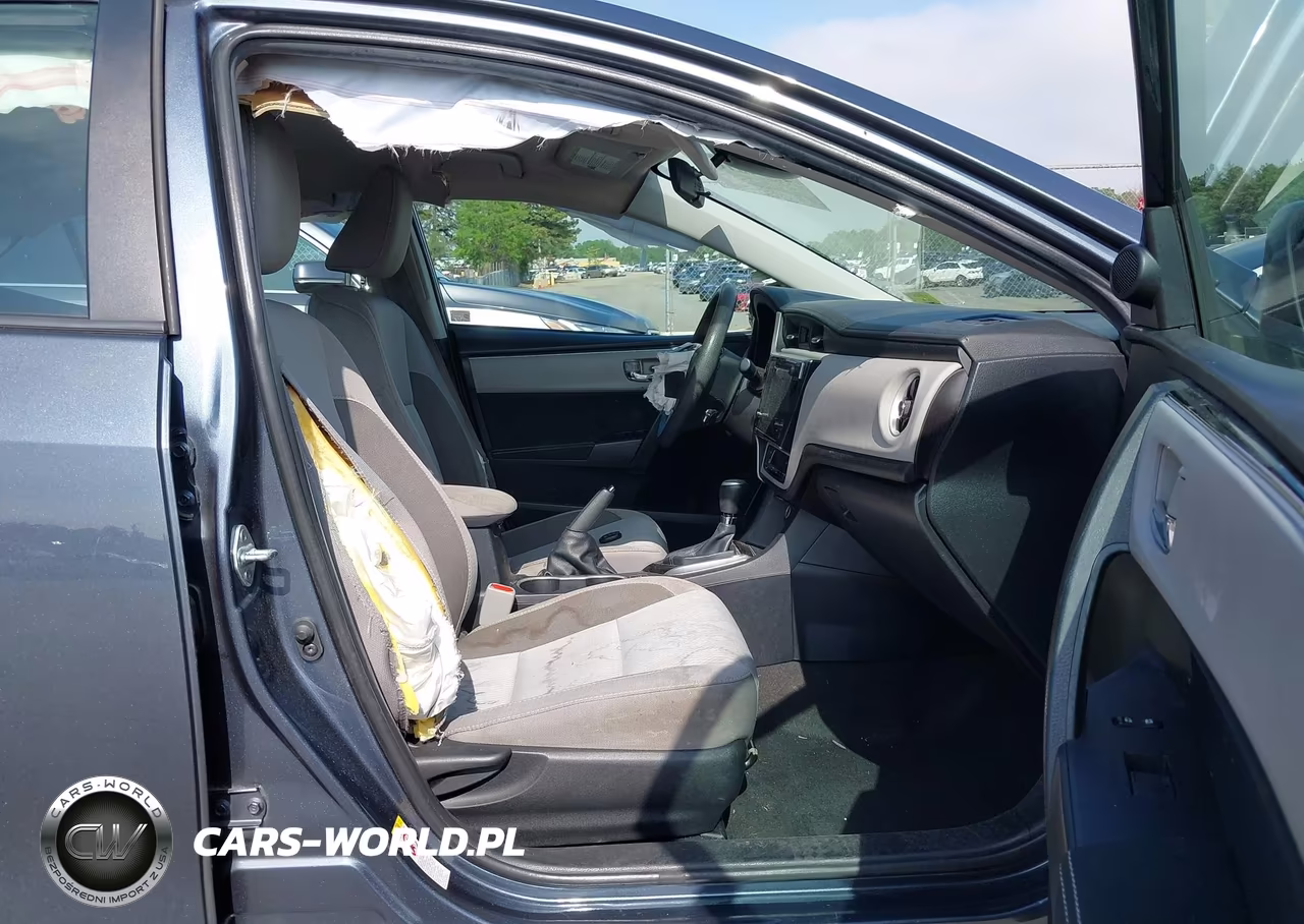 2018 Toyota Corolla Le VIN:2T1BURHE6JC094281 - 5
