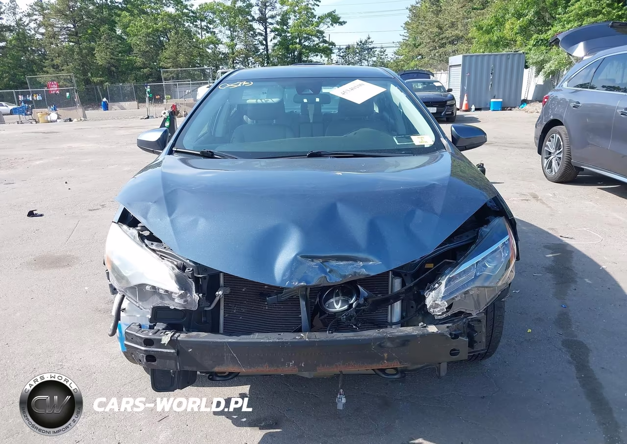 2018 Toyota Corolla Le VIN:2T1BURHE6JC094281 - 6