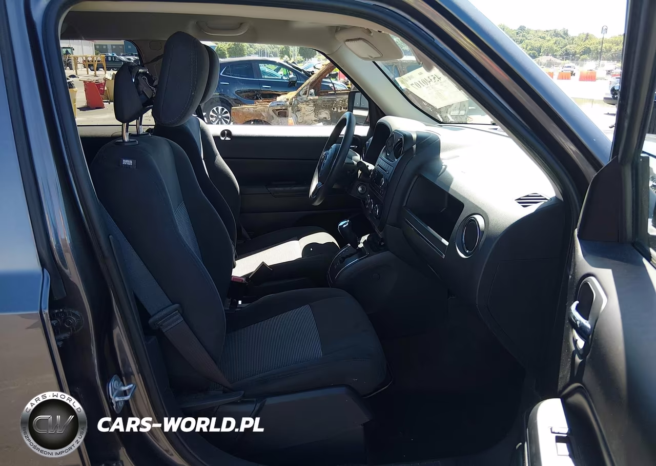 2017 Jeep Patriot Sport 4X4 VIN:1C4NJRBB6HD163830 - 5