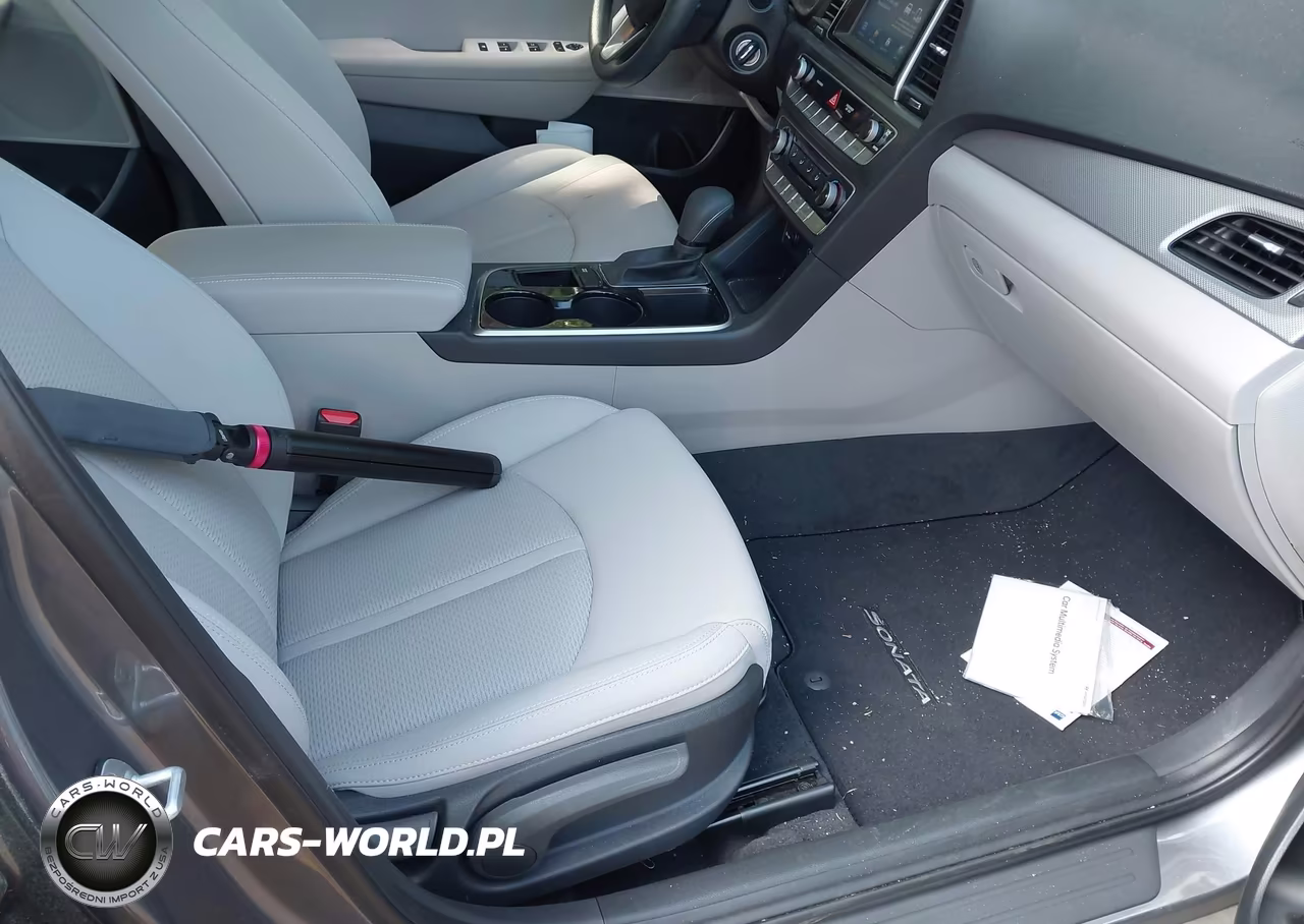 2019 Hyundai Sonata Eco VIN:5NPE24AA2KH773962 - 5