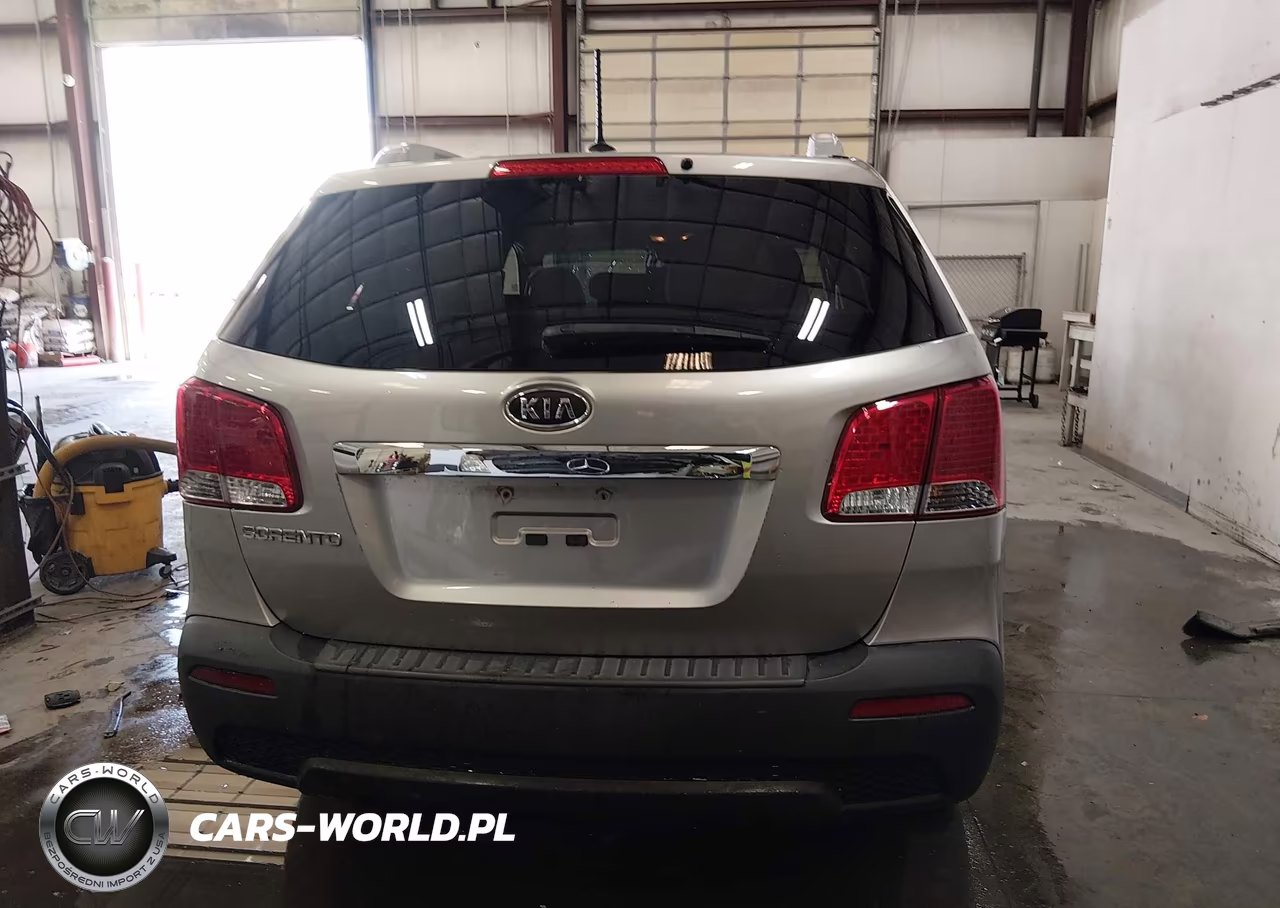 2013 Kia Sorento Lx V6 VIN:5XYKTDA28DG412111 - 16