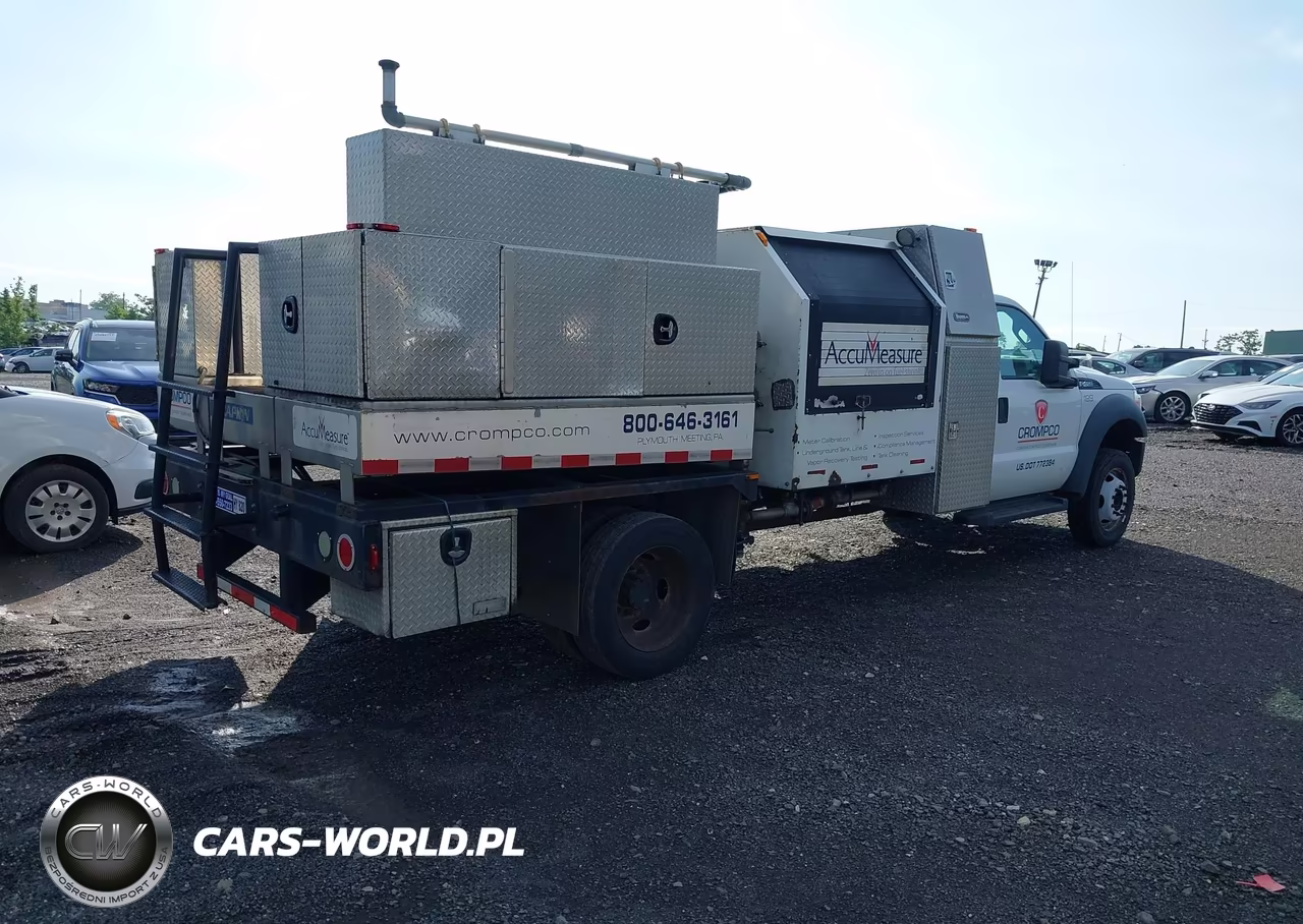 2013 Ford F-450 Chassis Xl VIN:1FDUF4GY4DEA57518 - 4