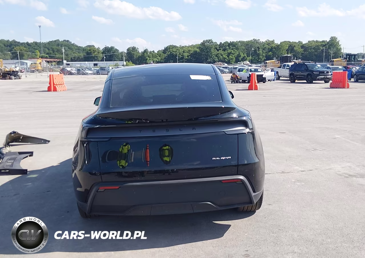 2026 Tesla Model Y All-Wheel Drive-Long Range Launch Series-Premium All-Wheel Drive VIN:7SAYGDEE7TA622045 - 17
