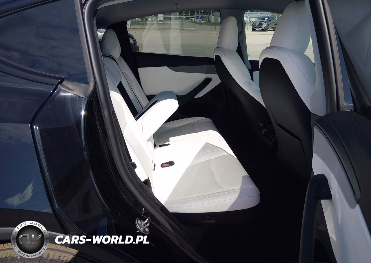 2026 Tesla Model Y All-Wheel Drive-Long Range Launch Series-Premium All-Wheel Drive VIN:7SAYGDEE7TA622045 - 8
