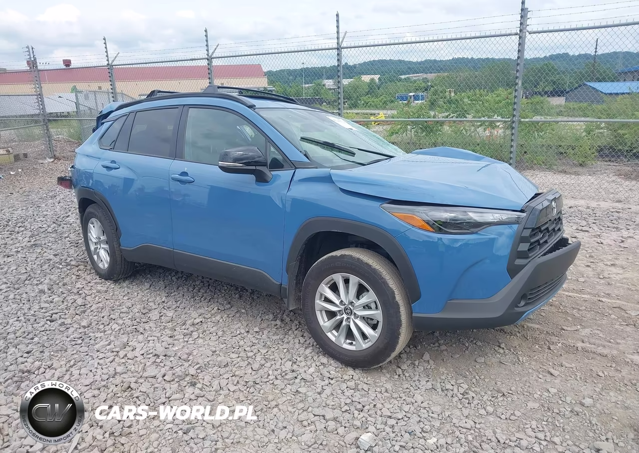 2026 Toyota Corolla Cross Le – zdjęcie 1 z 17