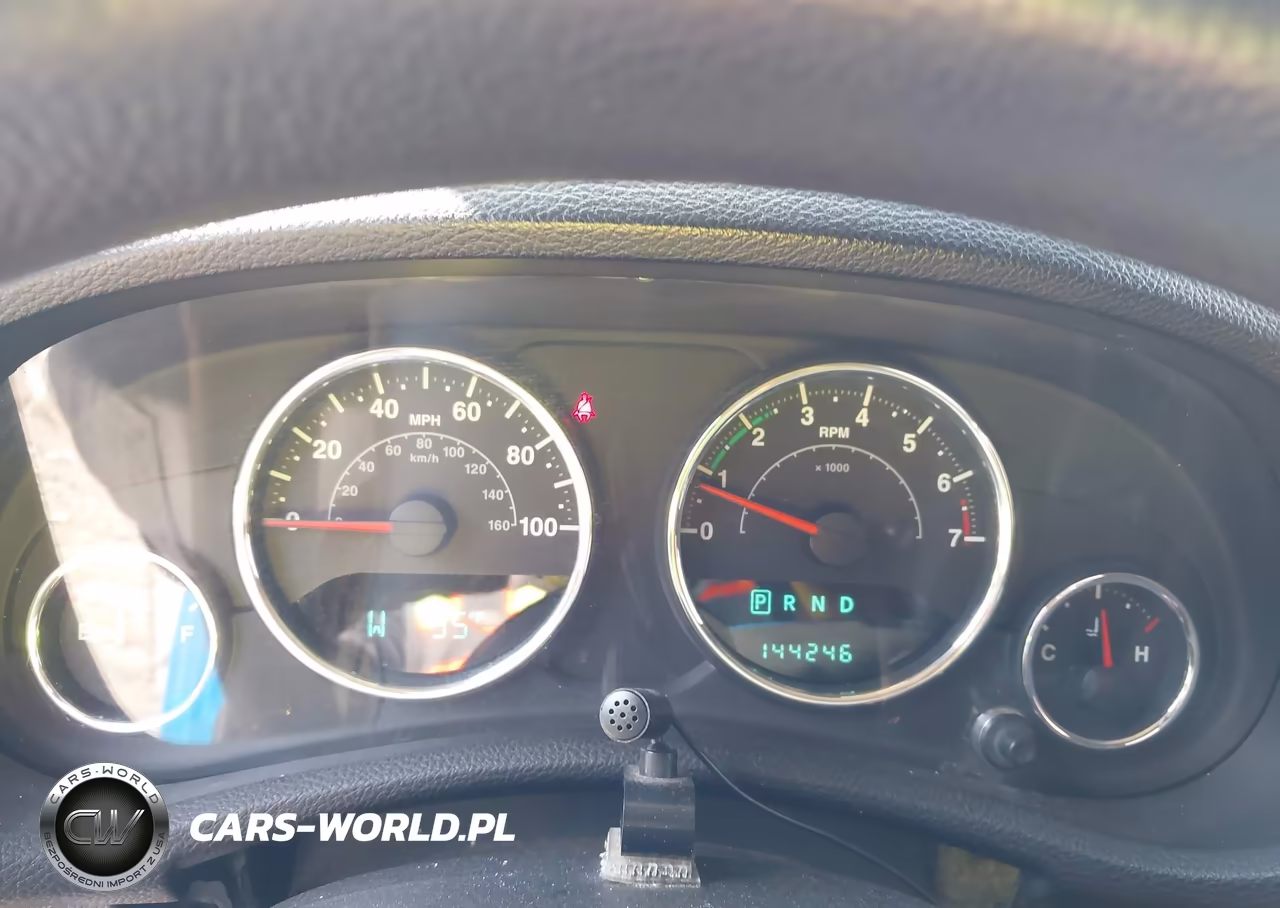 2012 Jeep Wrangler Sport VIN:1C4AJWAG4CL144105 - 7