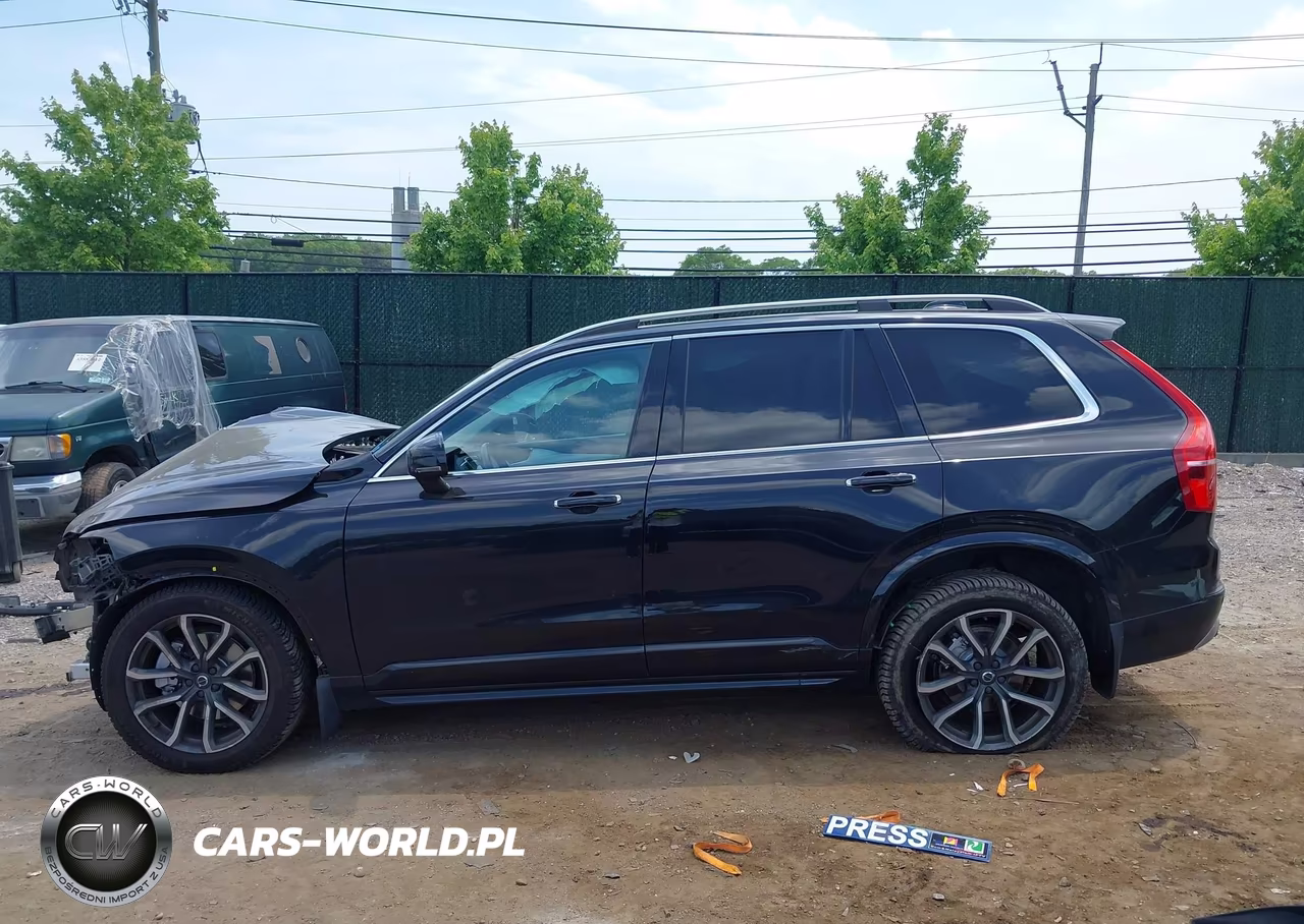 2018 Volvo Xc90 T5 Momentum VIN:YV4102PK0J1339521 - 14