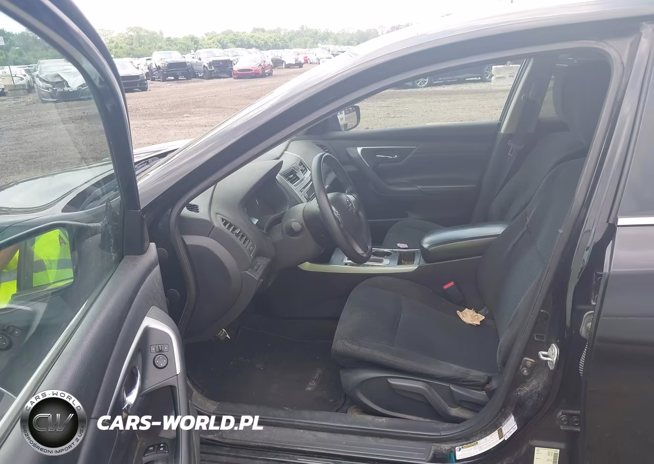 2015 Nissan Altima 2.5 VIN:1N4AL3AP8FC416657 - 5