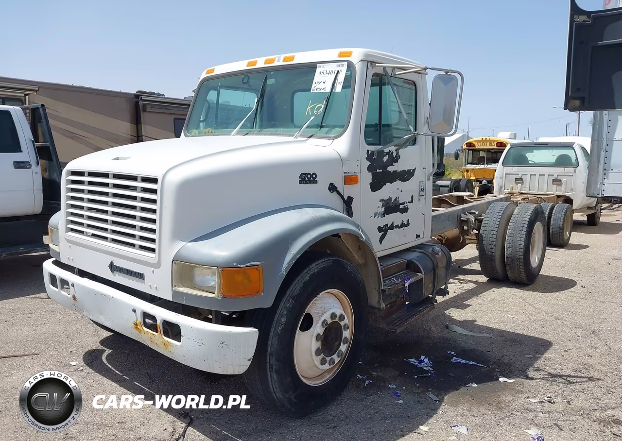 1998 International 4000 4700 VIN:1HTSCAAM3WH500951 - 2