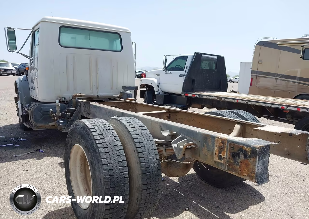 1998 International 4000 4700 VIN:1HTSCAAM3WH500951 - 3