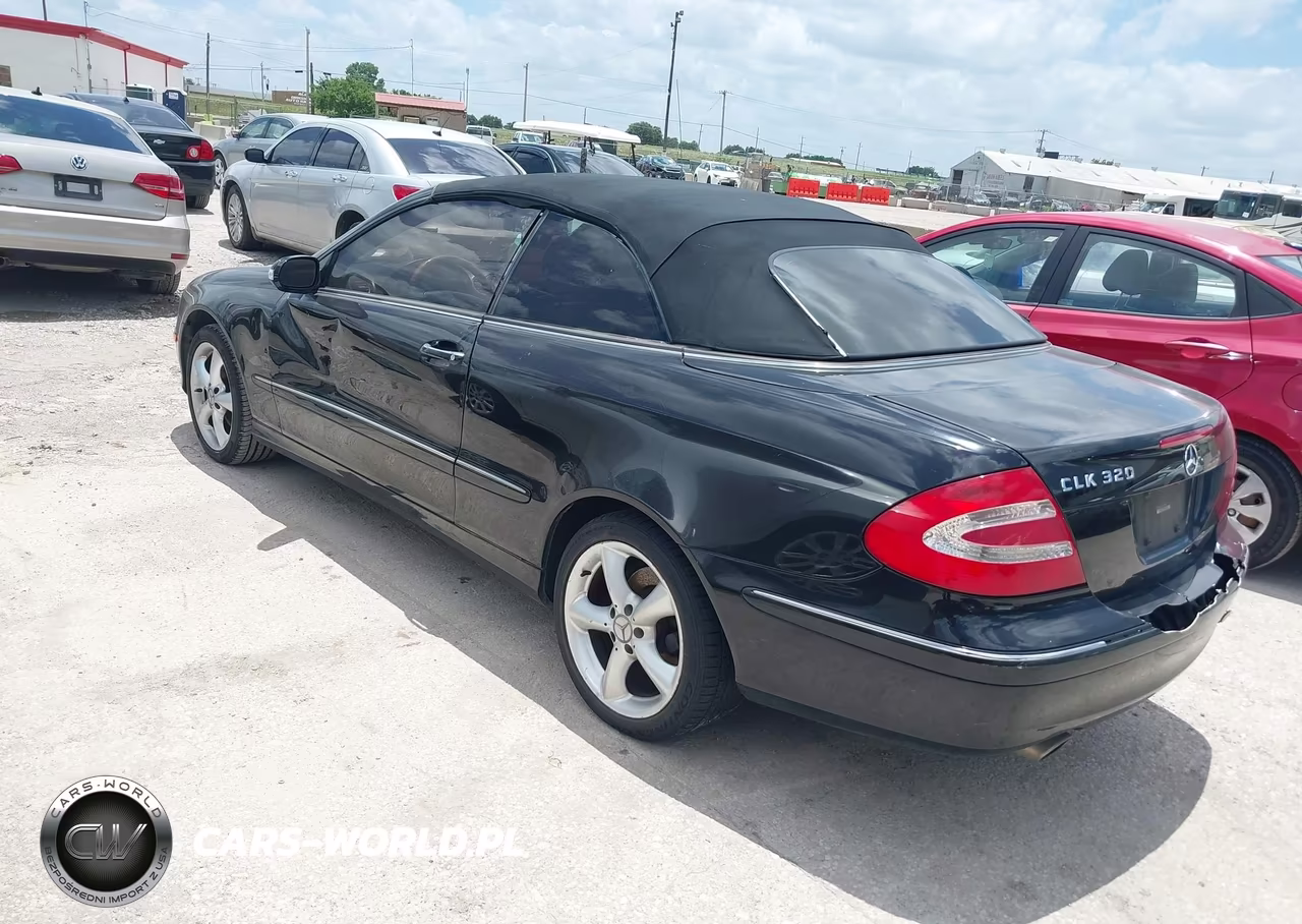 2004 Mercedes-Benz Clk 320 VIN:WDBTK65G04T030702 - 3