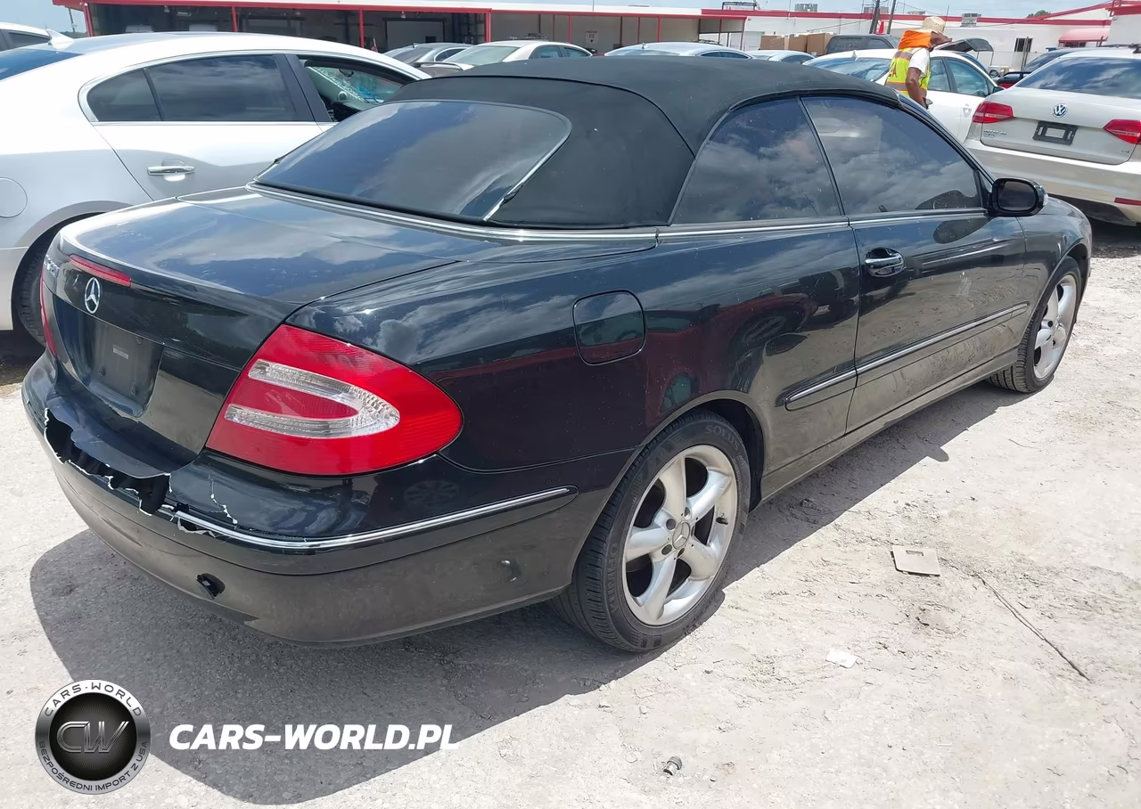 2004 Mercedes-Benz Clk 320 VIN:WDBTK65G04T030702 - 4