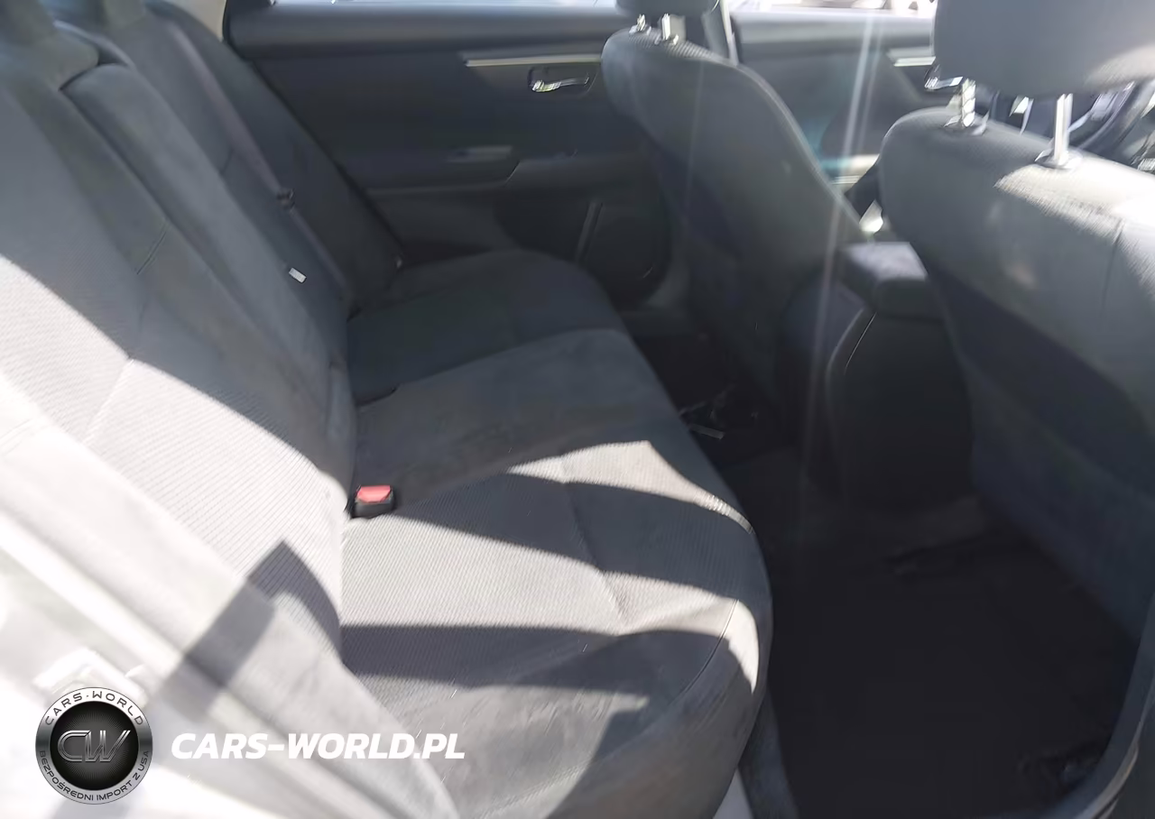 2015 Nissan Altima 2.5 S VIN:1N4AL3APXFC126503 - 8