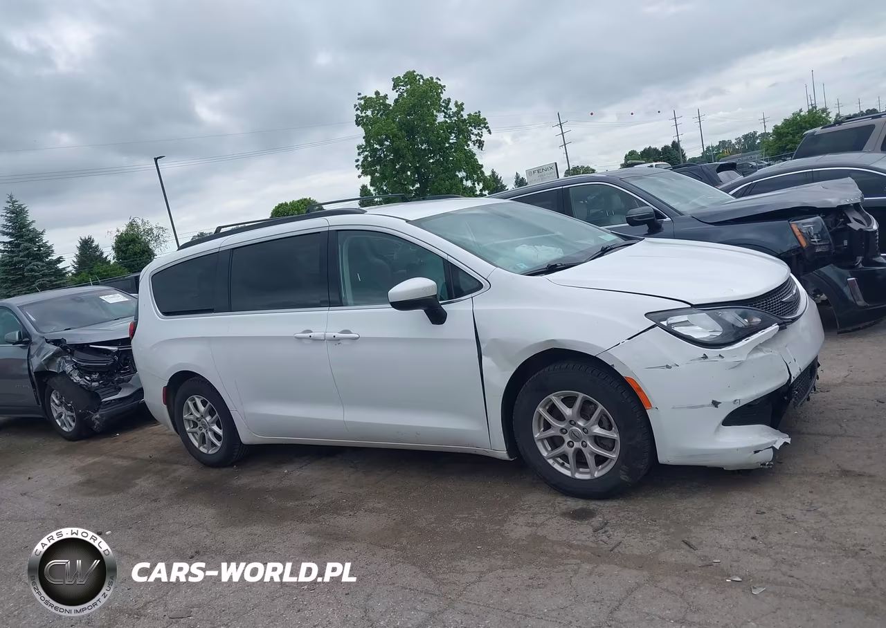 2021 Chrysler Voyager Lxi VIN:2C4RC1DG4MR533671 - 13