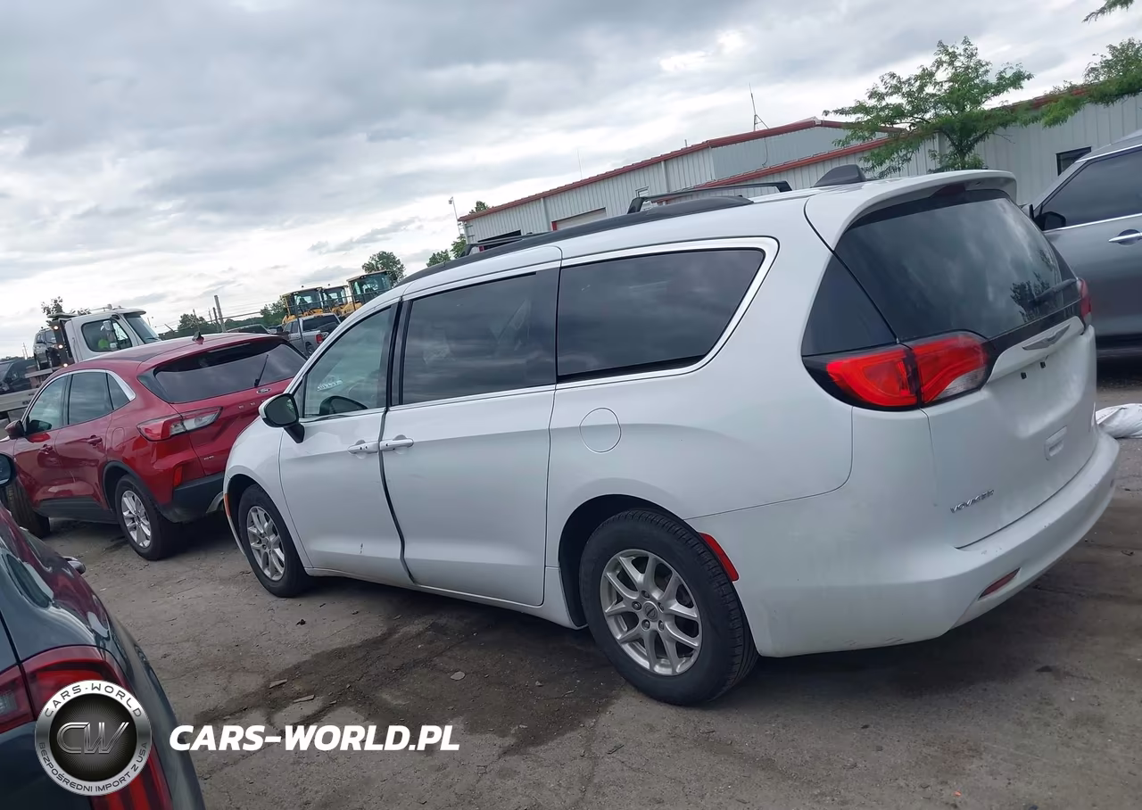 2021 Chrysler Voyager Lxi VIN:2C4RC1DG4MR533671 - 14