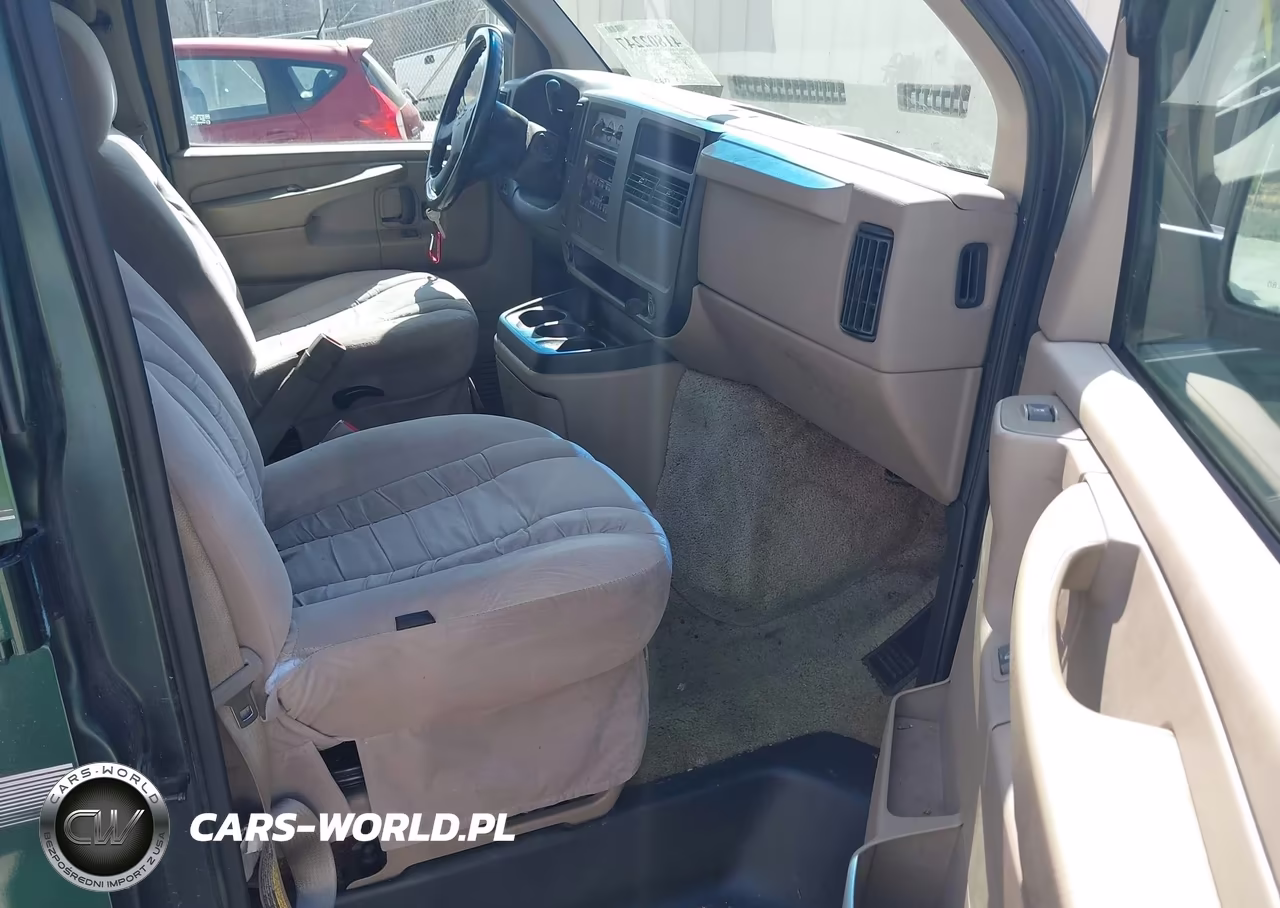 2003 Chevrolet Express Upfitter VIN:1GBFG15T131205375 - 5