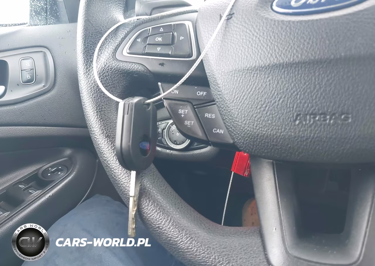 2017 Ford Escape Se VIN:1FMCU9G90HUB96984 - 11