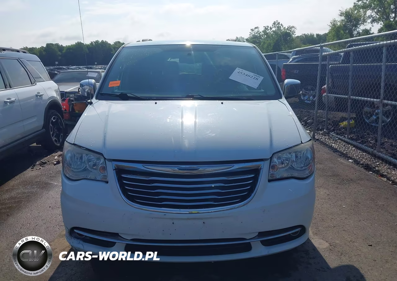 2014 Chrysler Town & Country Touring L VIN:2C4RC1CG3ER409944 - 12