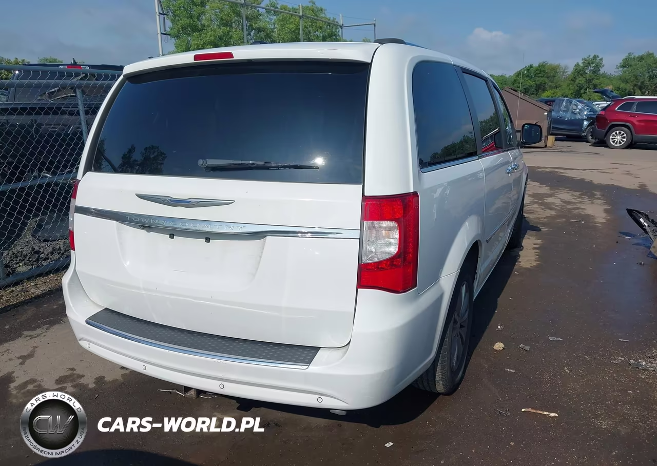 2014 Chrysler Town & Country Touring L VIN:2C4RC1CG3ER409944 - 4