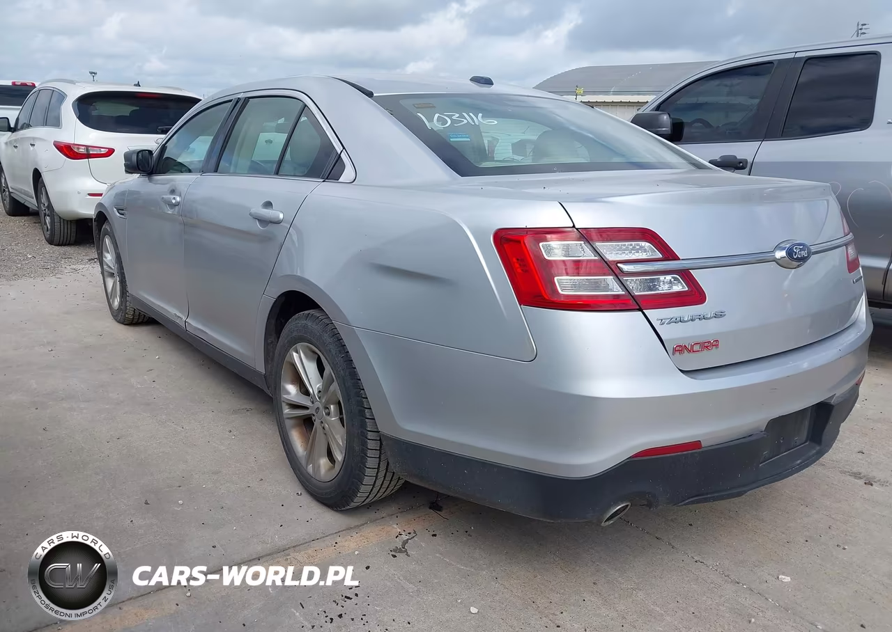 2018 Ford Taurus Se VIN:1FAHP2D85JG103116 - 3