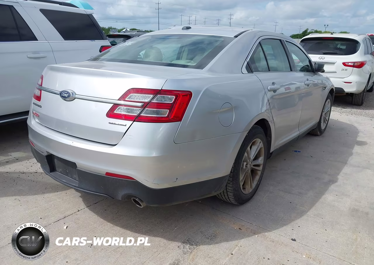 2018 Ford Taurus Se VIN:1FAHP2D85JG103116 - 4