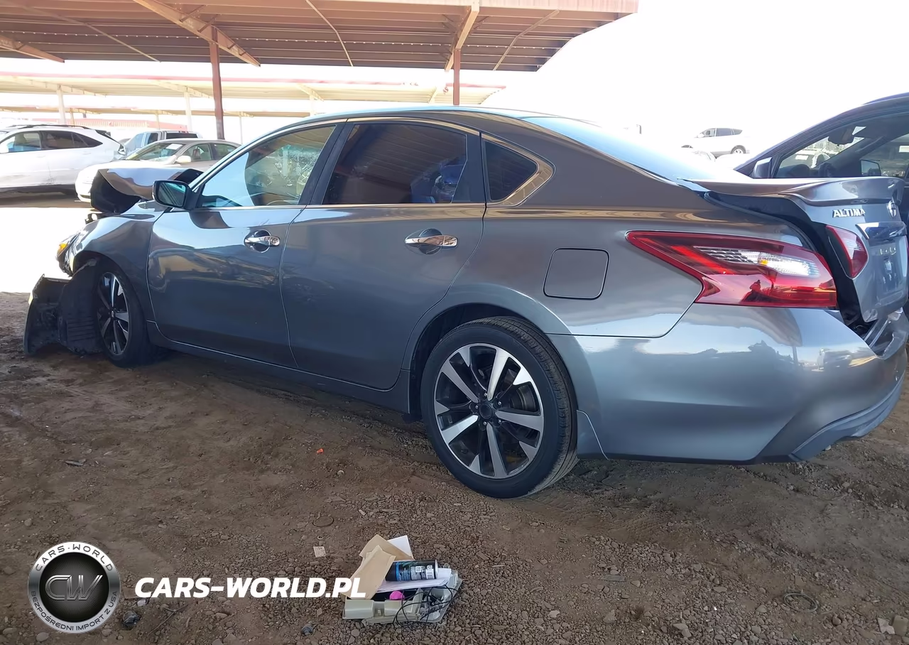 2018 Nissan Altima 2.5 Sr VIN:1N4AL3AP3JC123127 - 3