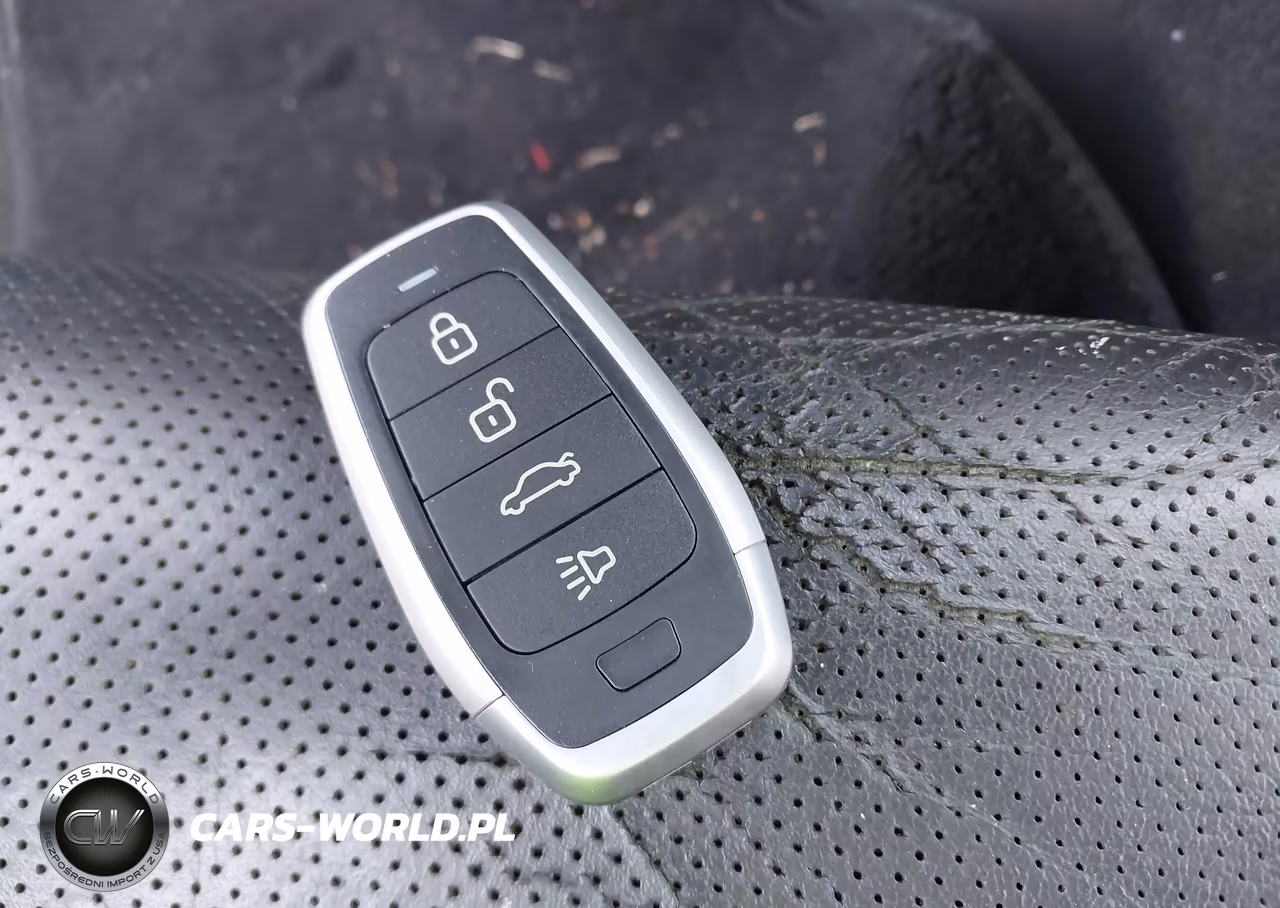 2019 Chevrolet Camaro 2Ss VIN:1G1FH1R79K0117080 - 11