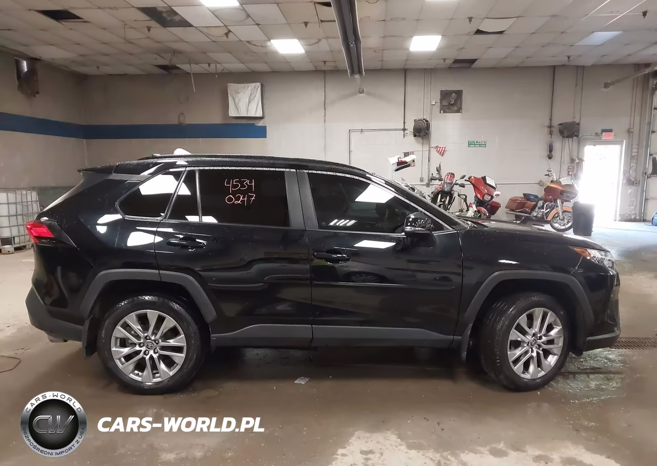 2024 Toyota Rav4 Xle Premium VIN:2T3C1RFV3RC278354 - 13